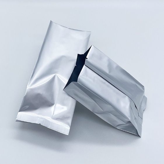 ถุงผงอะลูมิเนียม PE กันความชื้นขายส่ง ถุงสูญญากาศแบบมีจีบด้านข้างปิดผนึกด้วยความร้อนเคลือบฟอยล์อลูมิเนียมสำหรับจัดเก็บ